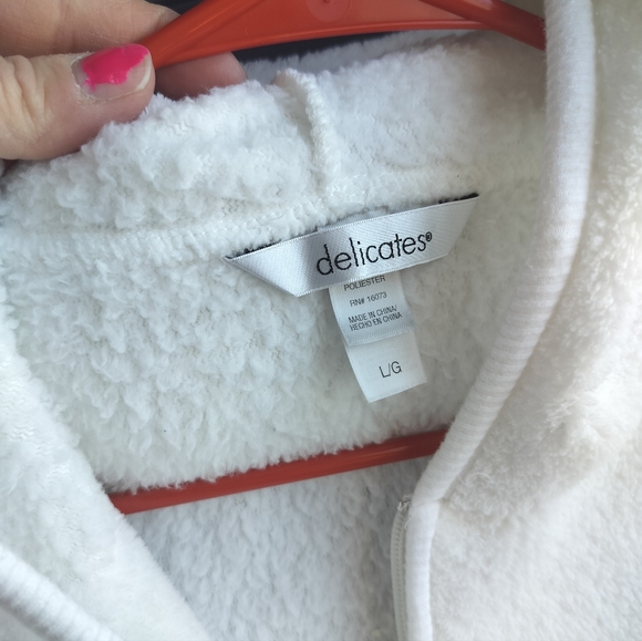 Large plush cozy jacket used great condition - Picture 2 of 6